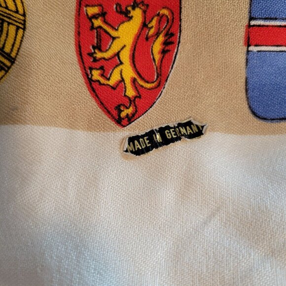 Europe Map Tablecloth Country Crests Border Made in Germany - Picture 9 of 10